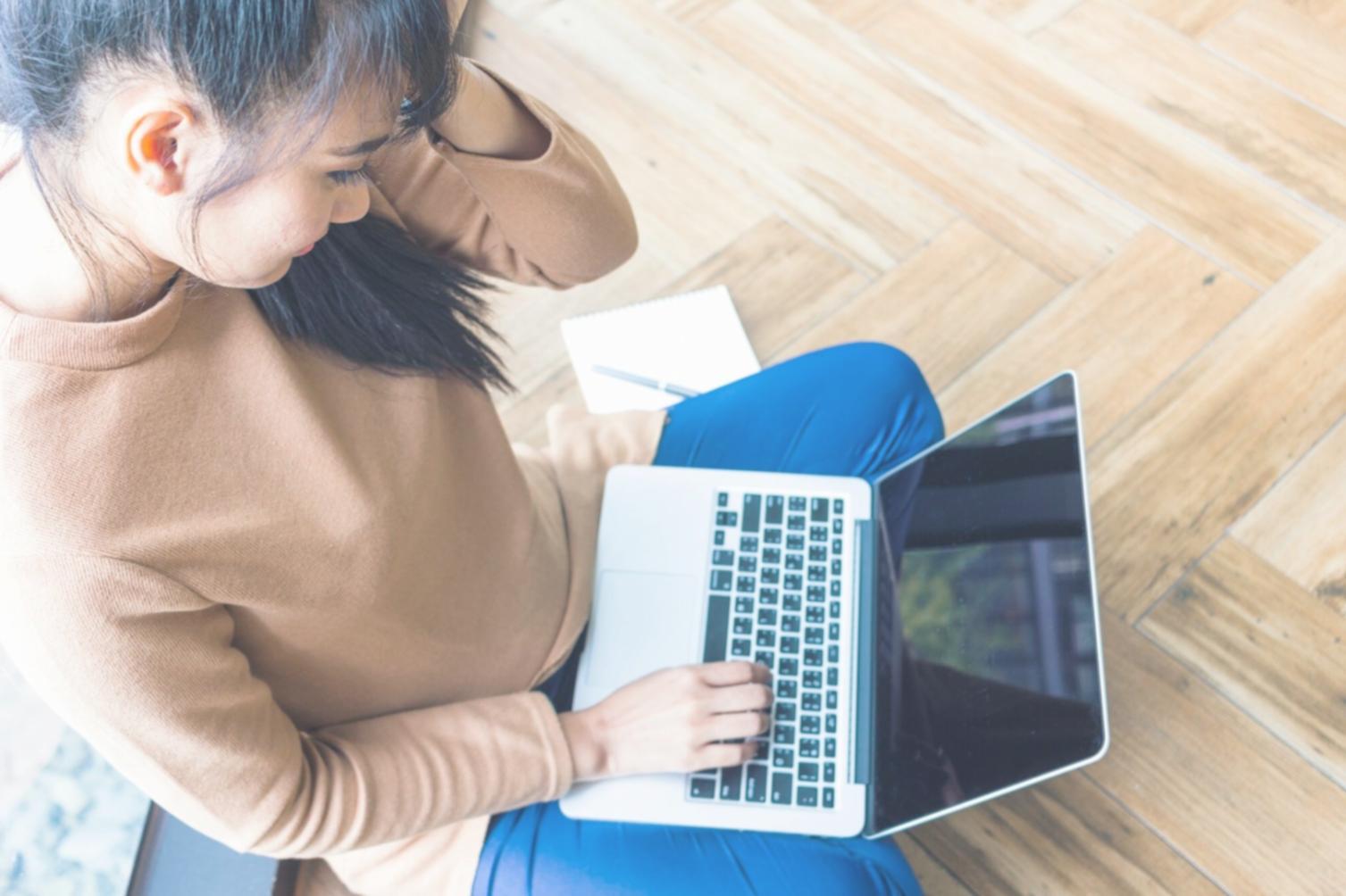 Interactive financial training session